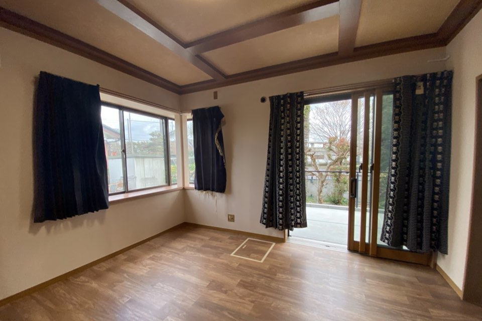 電動車いすを想定したやや急なスロープ（傾斜角：1/10.6）