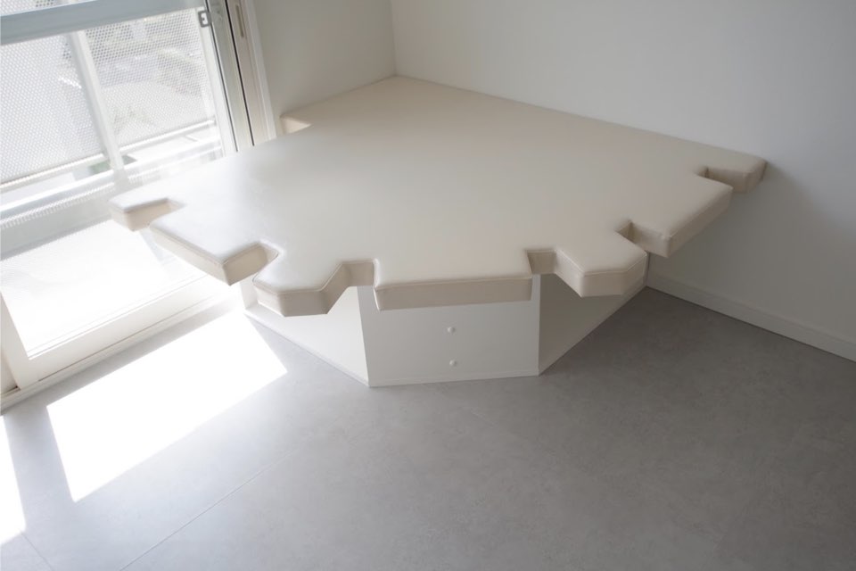 「車いす3台のドッグステーションとなる」車いす乗り移り移乗台