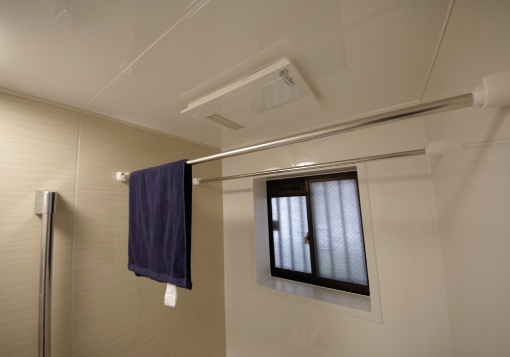 壁に掛ける収納で水回りを快適に：浴室