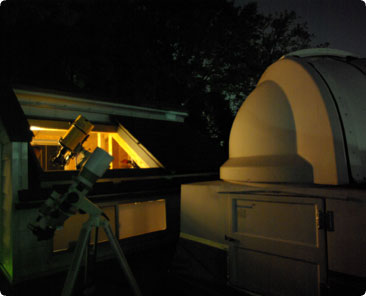 トーマスドームで、ホームズ彗星を観測（2007年10月）